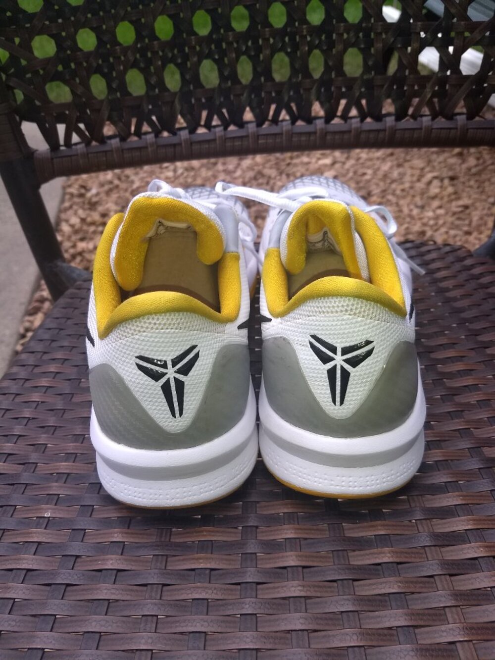 Nike Better World Sneakers unisex Size 10 - Picture 6 of 8